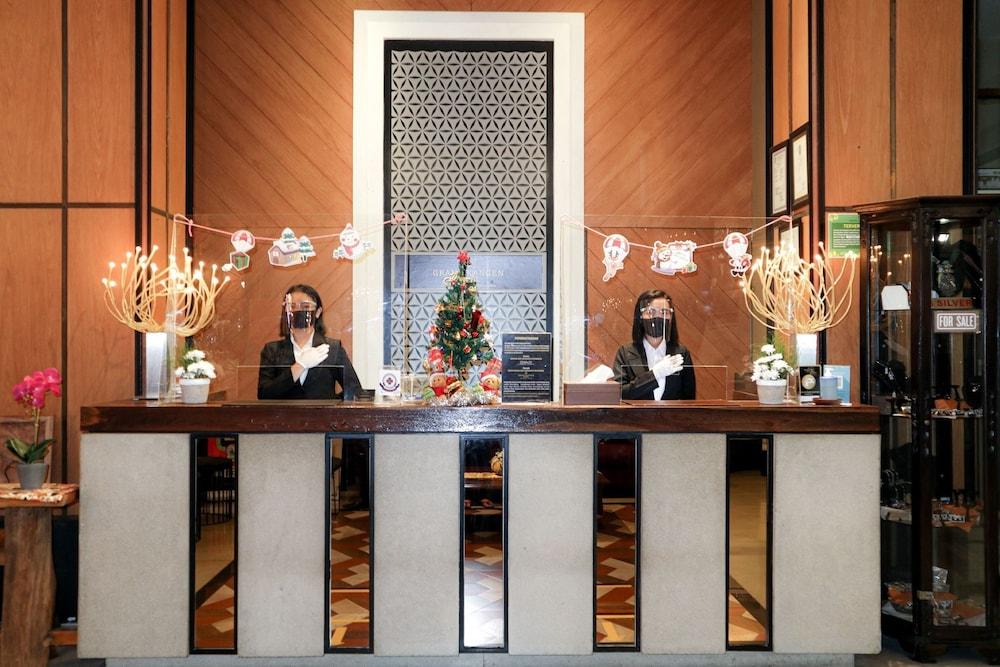 乌里普苏莫哈乔坎根大酒店 日惹 外观 照片